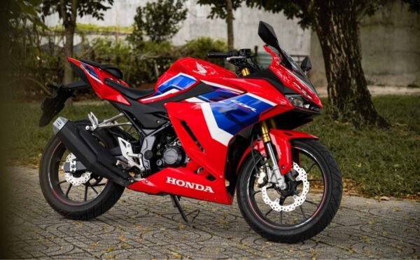 CBR150R